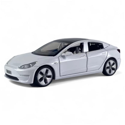 White Model 3 1:32 Collectable